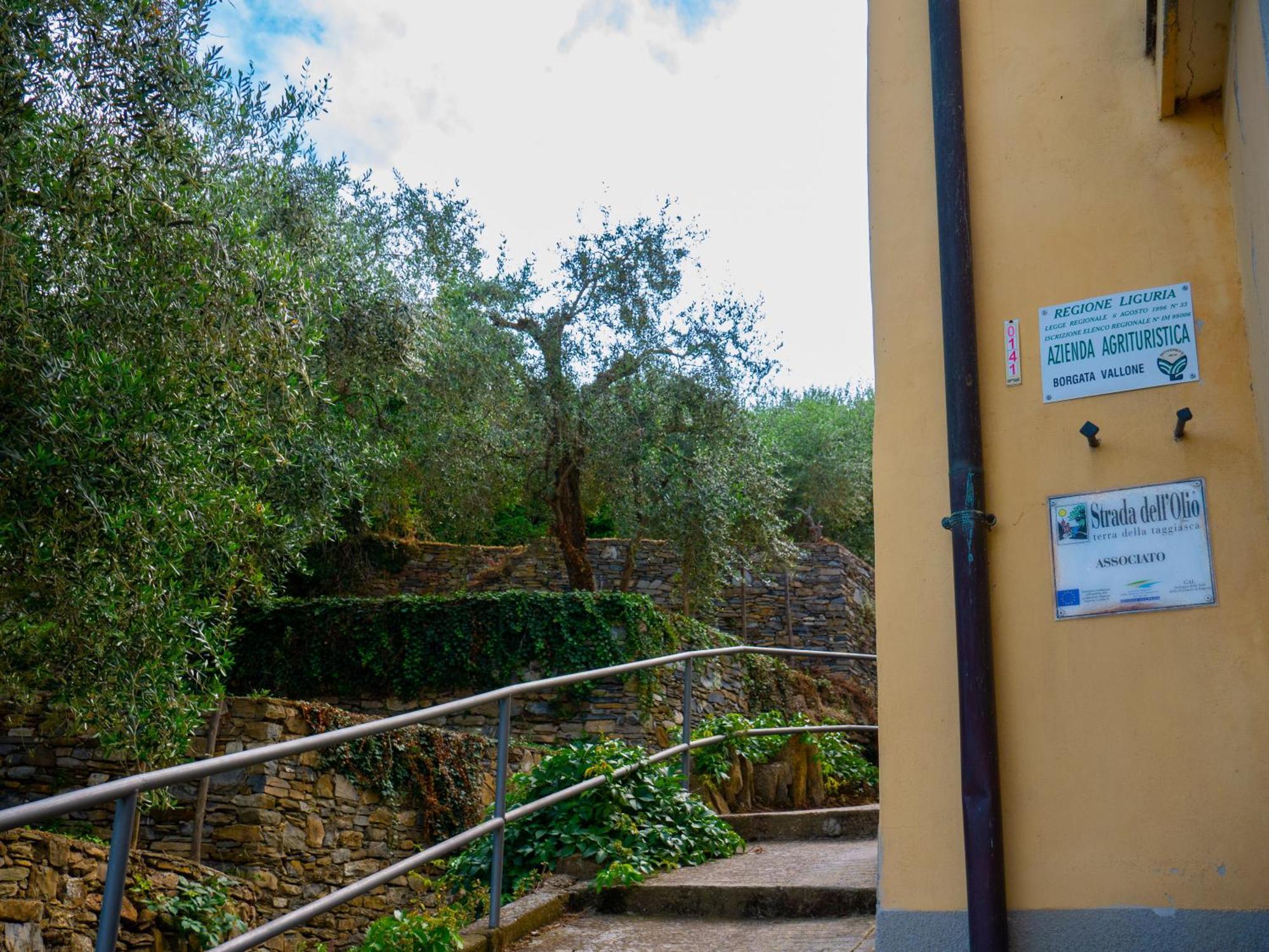 Agri Borgata Vallone - Apartments - By Host4U Lecchiore Εξωτερικό φωτογραφία